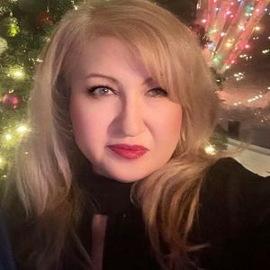 Meet your Posher, Angie